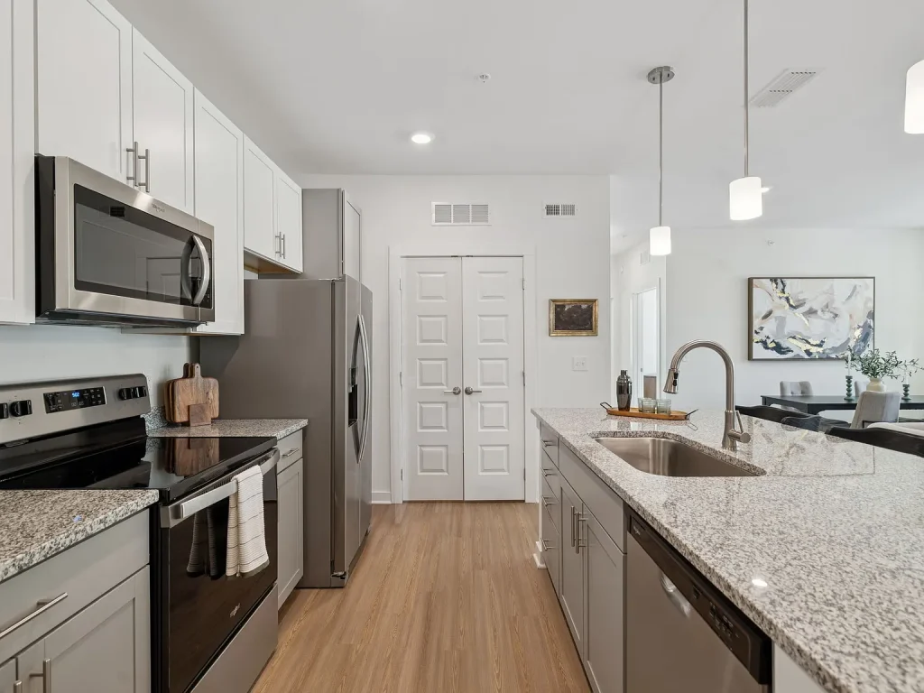 38702e51ce1d64f2d1da6b8762783d2c-cc_ft_1536