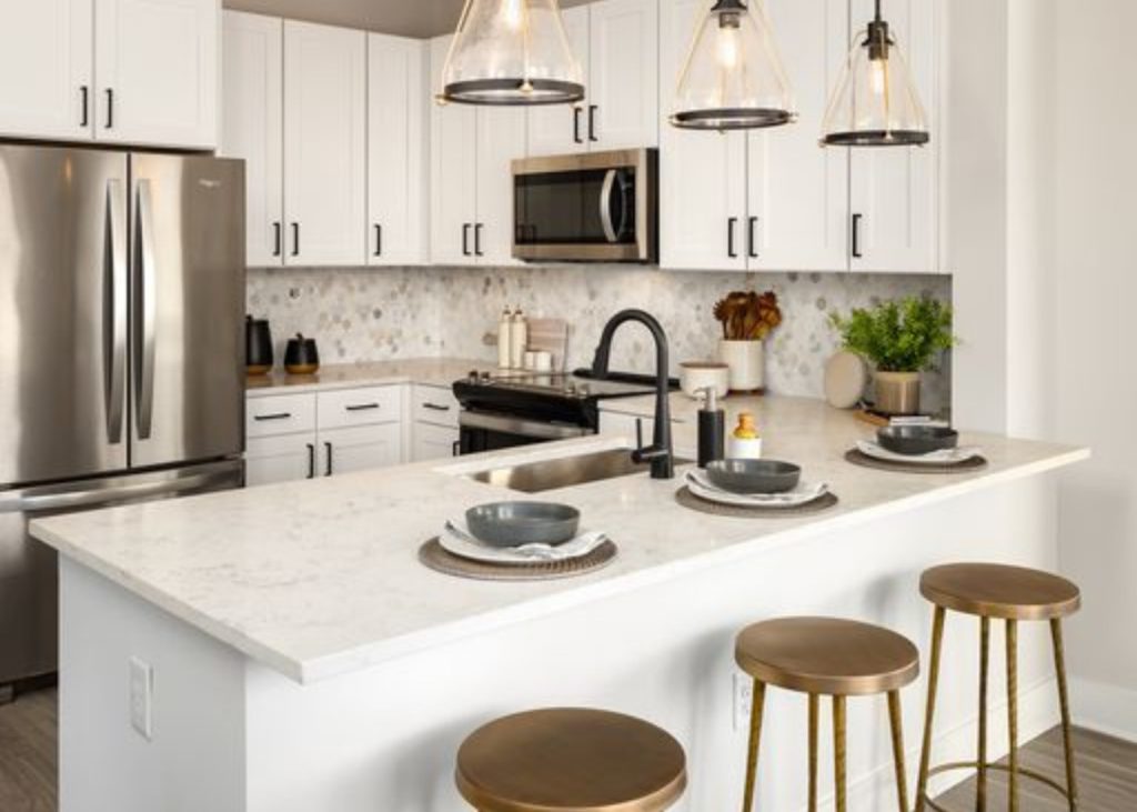 6464ecd6107b22cb5b5cd44d_1