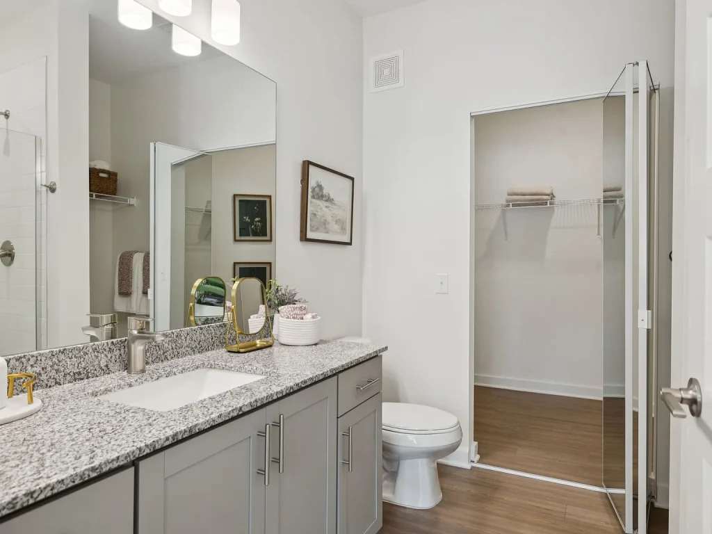 6d20ed3834204765f50f2e3d4f738835-cc_ft_1536