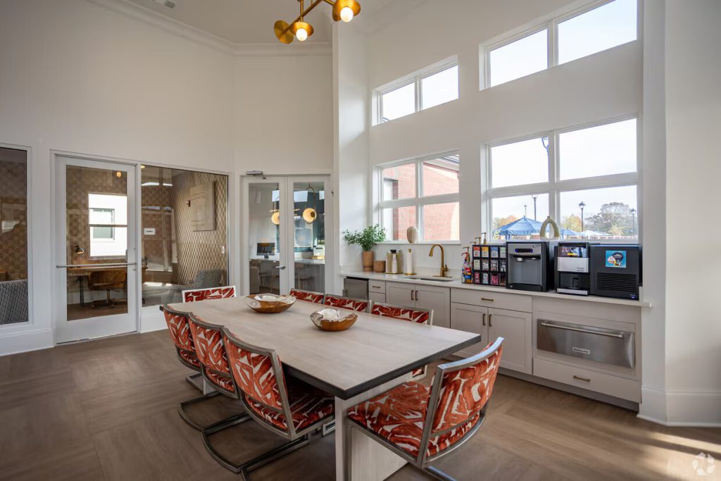 anchor-934-farragut-tn-clubhouse