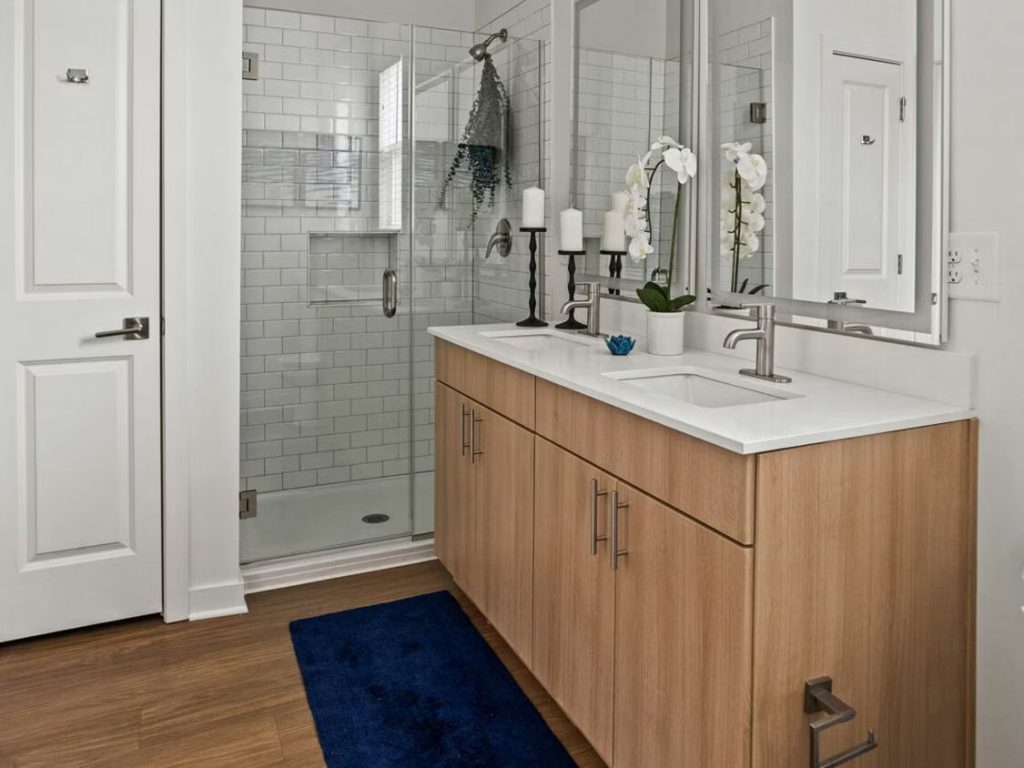 leo-jamestown-greer-sc-building-photo-4