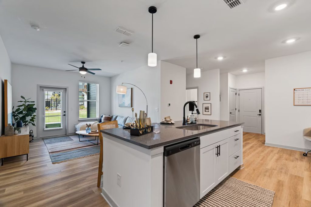 the-gabriel-madison-al-building-photo-2