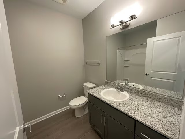 the-leslie-nashville-tn-studio---456sf---bath