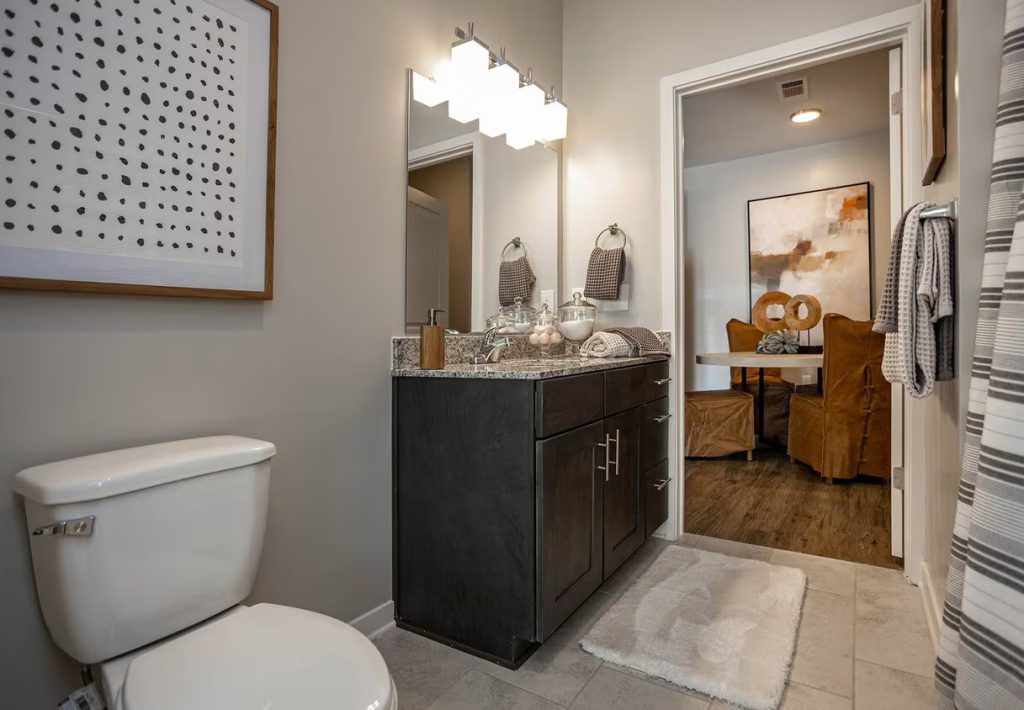 vintage-cleveland-apartments-cleveland-tn-building-photo-2