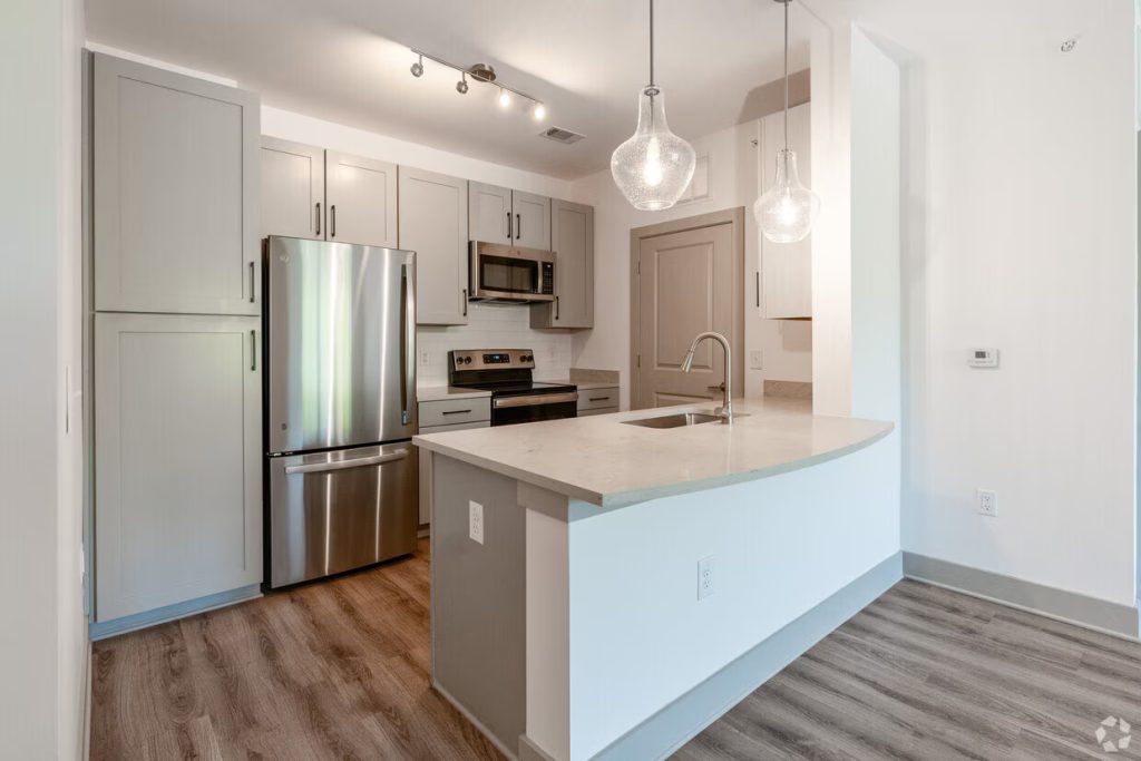 vintage-raleigh-west-raleigh-nc-1bd1ba-745-sf